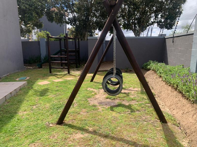 2 Bedroom Property for Sale in Buhrein Western Cape